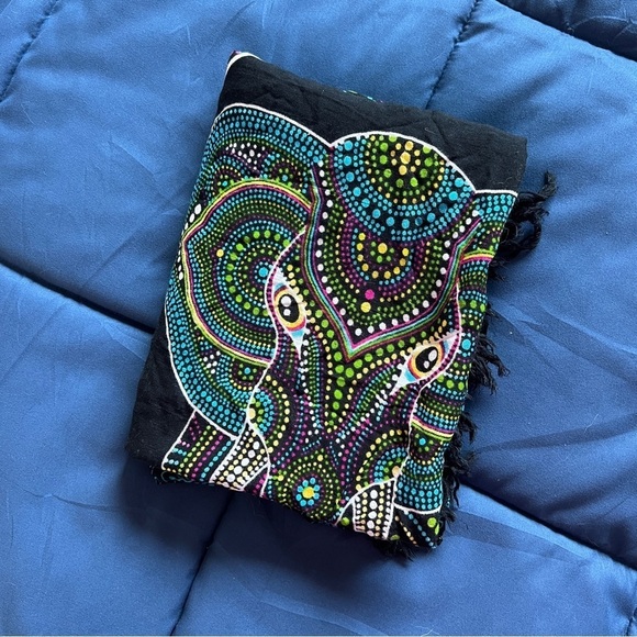 Elephant Tapestry - Picture 7 of 7